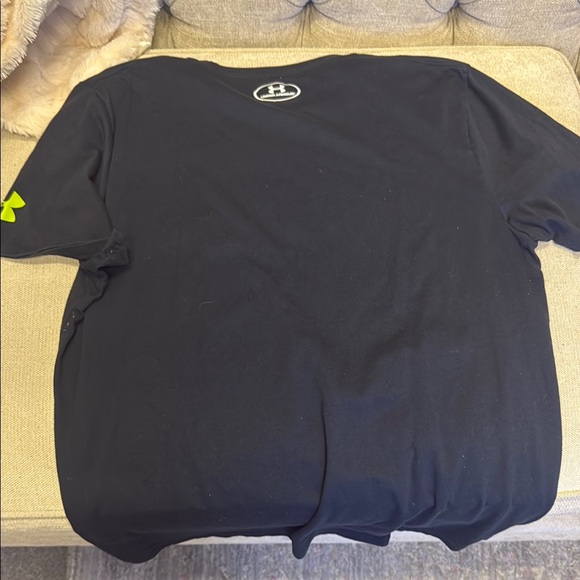 Under Armour Graphic Tees - Black and Red - Picture 4 of 13